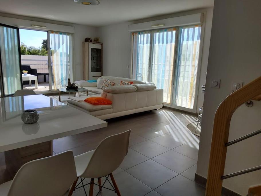 Magnifique Rooftop Duplex Climatise Familial, Aux Arceaux 몽펠리에 외부 사진