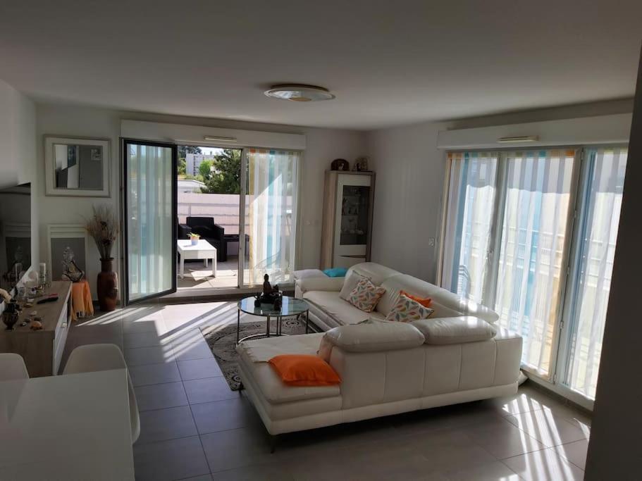 Magnifique Rooftop Duplex Climatise Familial, Aux Arceaux 몽펠리에 외부 사진