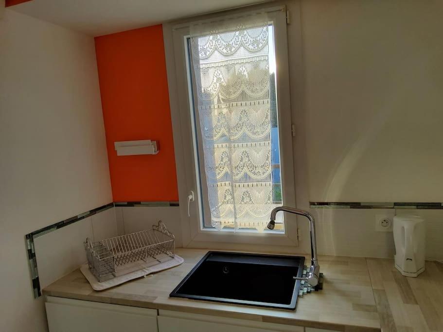 Magnifique Rooftop Duplex Climatise Familial, Aux Arceaux 몽펠리에 외부 사진